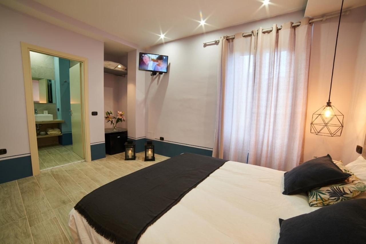 Al22 Di Piazza Del Gesu Hotel วิแตร์โบ ภายนอก รูปภาพ